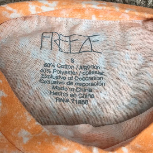 Orange short sleeve Crop top - Picture 2 of 2